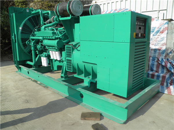 漠河出租发电机 发电机组厂家：柴油发电机组的控制屏的作用是什么？