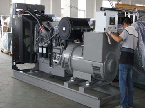 漠河柴油发电机空气滤清器堵塞会对发电机组产生哪些影响？